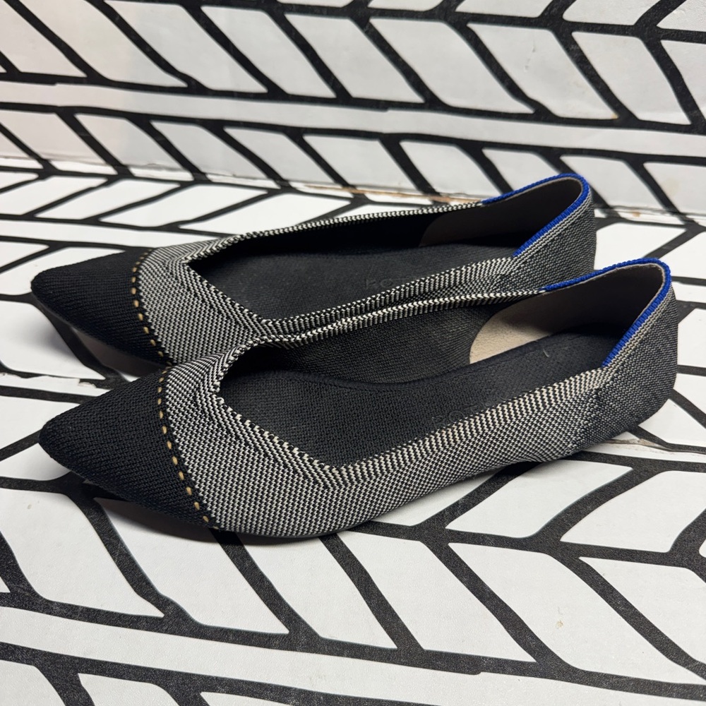 Rothy’s The Point Gray Mist Captoe Slip On size 8